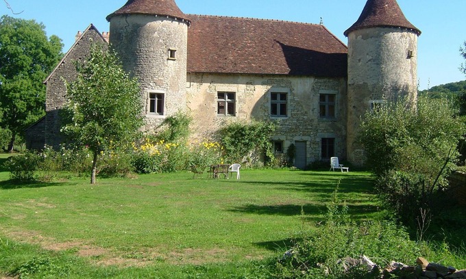 Lantenne-Vertiere Maison | Château du XVIème siècle pour 10 personnes