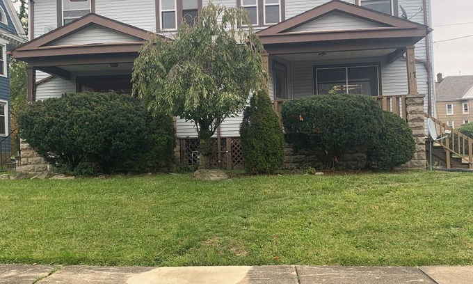 Niles Maison | 3-bedroom townhome in lovely Niles with WiFi, AC. Near Eastwood Mall and Avalon.