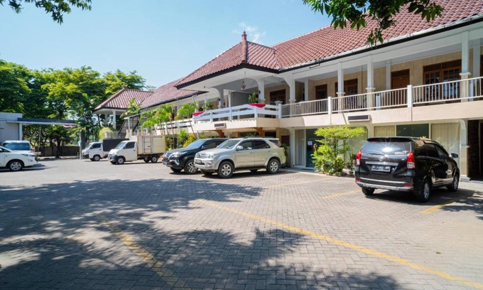 Bojonegoro Hôtel | 17 m² Hôtel ∙ 3 personnes