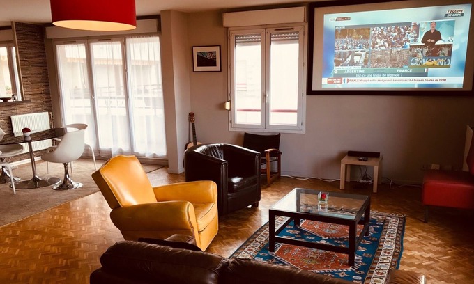 Gorge de Loup Appartement | 170 m2 5 minutes from the "old Lyon" district