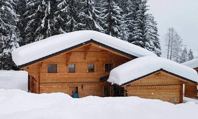 Ormont-Dessus Autre | 170 m² Logement ∙ 4 chambres ∙ 10 personnes