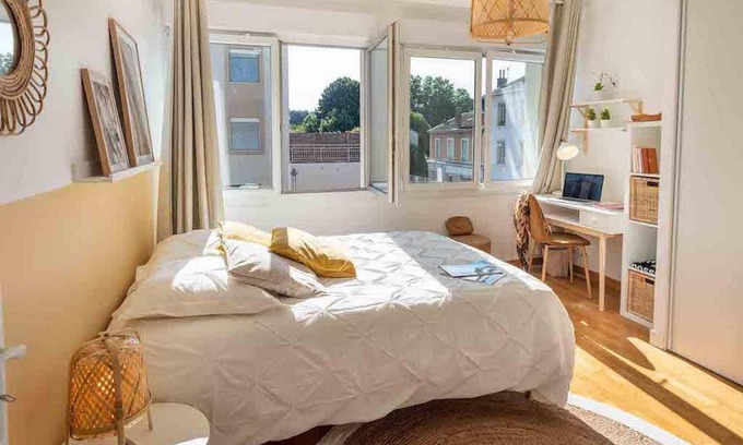 Bussiere - Cadiere Station Balnéaire | 170 m² Chambre privée ∙ 1 chambre ∙ 1 personne