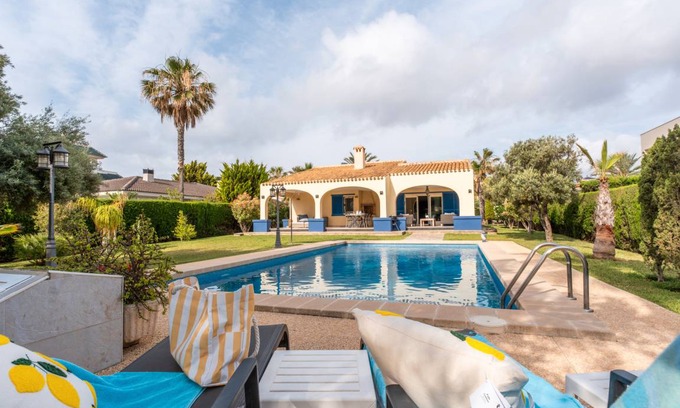 Orihuela Costa Villa | 170 m² Villa ∙ 3 chambres ∙ 6 personnes