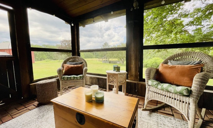 Selkirk Lit Et Petit-Déjeuner | 1735 Stone Farmhouse