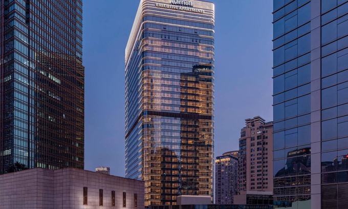 Yuzhong Hôtel | 178 m² Hôtel ∙ 4 chambres ∙ 127 personnes