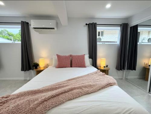 Sunnybank Maison | 17B Pine Studio in Sunnybank