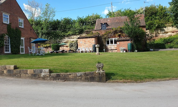 Retford Cabine | 17th-Century One-Bed Studio