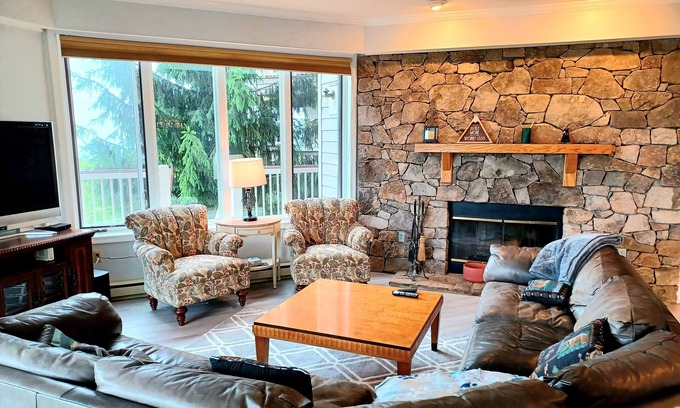 Chestnut Springs Copropriété | 180 Degree Breathtaking Views