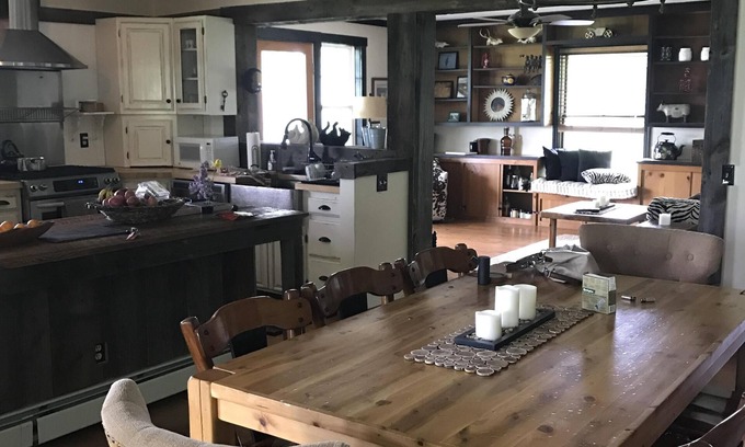 Burlington Flats Autre | 1860s Ferme rénovée sur 150 Acres avec de belles vues près de Coooperstown!