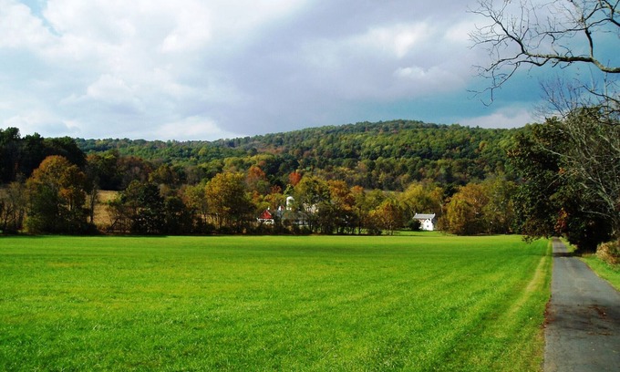 Riegelsville Maison | 18ème HOME SUR COOKS CREEK / CONSERVED 100 ACRE FARM (NYC 1. 5 heures; Phila. 1 heure)