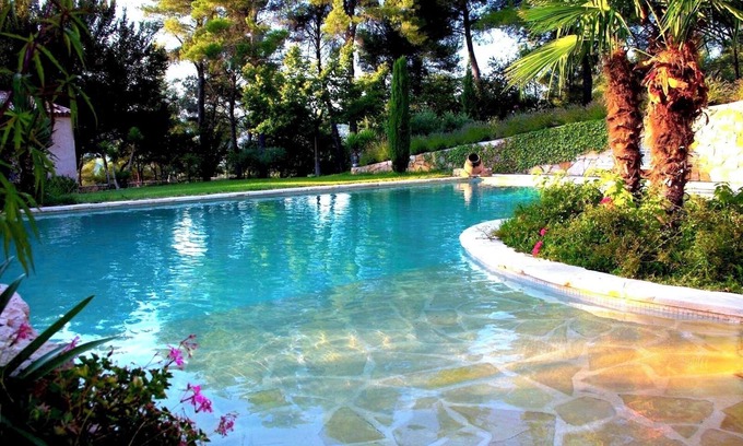 Le Tholonet Villa | Bastide du XVIII à 6 minutes du centre d'Aix en Provence
