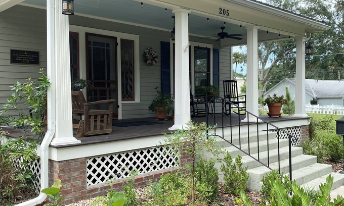 DeLand Maison | 1910 FAMILY REUNION HOME IN THE HEART OF DELAND’S HISTORIC DISTRICT