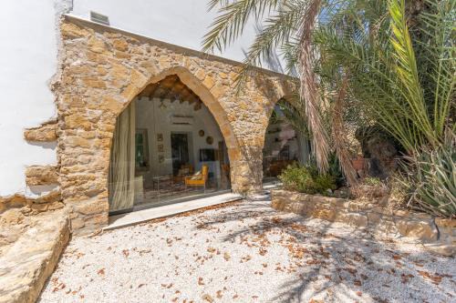 Nicosia Maison | 1927 Heritage House - Indoor Garden , Old City