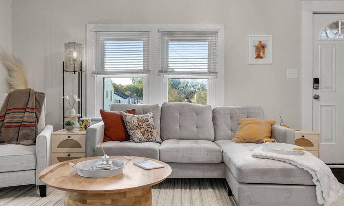 Mount Pleasant Maison | 1940's charm in downtown Mount Pleasant