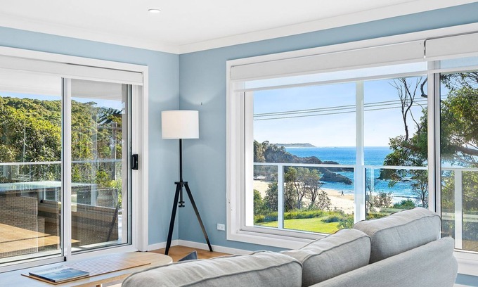 Mystery Bay Maison | 198 Mystery Bay Road, Mystery Bay