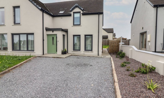 Fenit Cottage | 19A LIGHTHOUSE VILLAGE, family friendly in Fenit, County Kerry