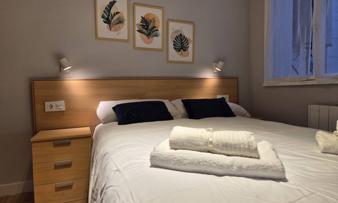 Gijon Appartement | 1A143 Amplio apartamento junto a la playa con masc