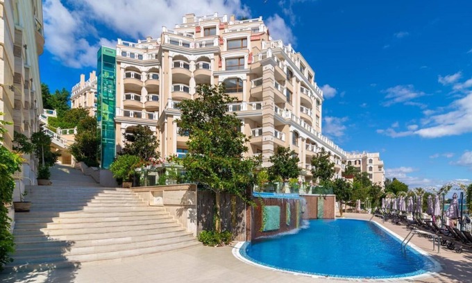 Osenovo Appartement | 1BD Ap in a Private Complex - Private pool & beach