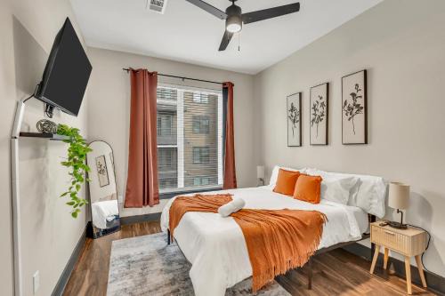 North Burnet Appartement | 1BR Alongside Q2 and Domain With Pool, Gym and Free Parking