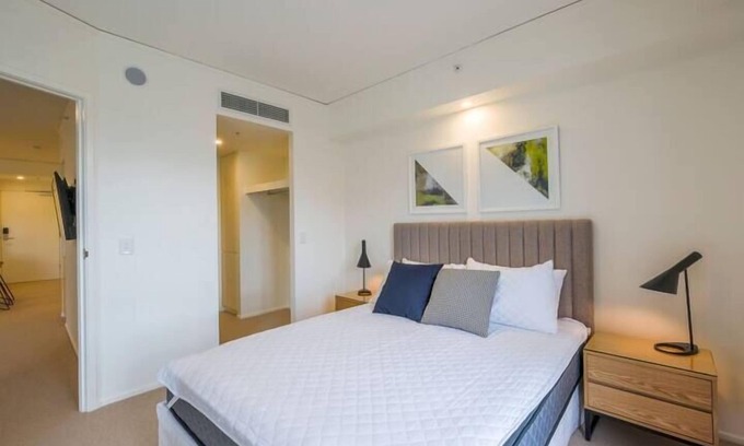 Bowen Hills Appartement | 1BR Executive Apartment with Pool & Gym - Sleeps 3