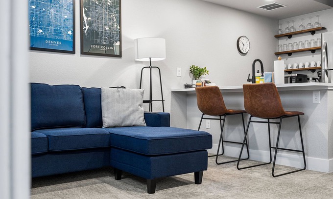 Villa Park Appartement | 1BR Getaway · Broncos, Light Rail, Red Rocks