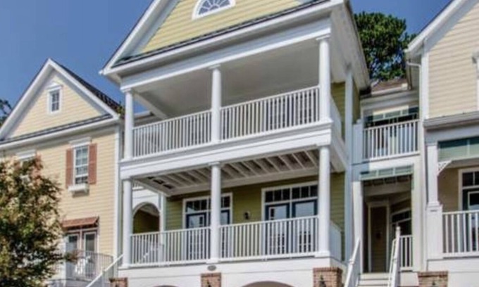 Long Neck Maison | 1st floor suite, EV car charger, 6 patios&porches at 5 star Peninsula resort!