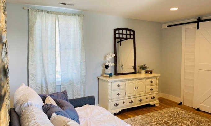 Mount Sidney Maison | 1Tribe Farmhouse