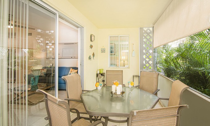 Jupiter Villa | Nouvelle annonce Vente rénovée 2/2 Luxury Resort Villa à Jupiter Bay près de la plage
