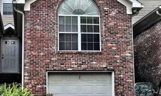 Tallahassee Maison | 2/2 Your Home Away From Home