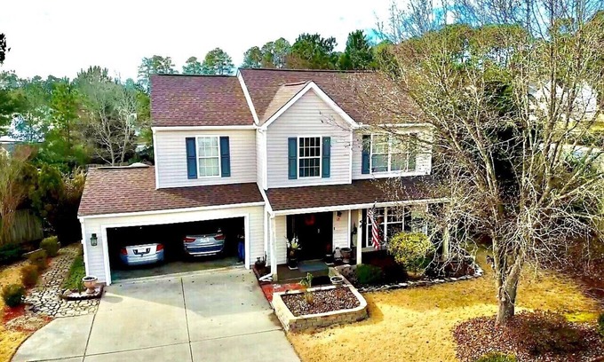 Apex Maison | 2,300 Sqft 2 Story Home With 3 Bedrooms 21/2 Bathrooms in Apex North Carolina