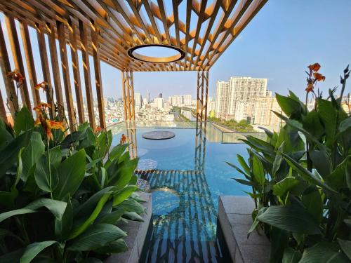 District 1 Appartement | 2-3Bedroom Apartment in District 1 Free Pool Gym Sauna