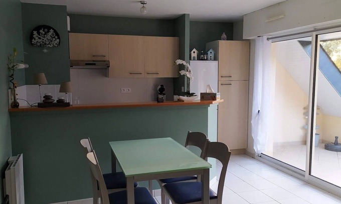 Binic Appartement | Appartement 2/4 personnes à BINIC terrasse au sud, à 200 m de la plage et port