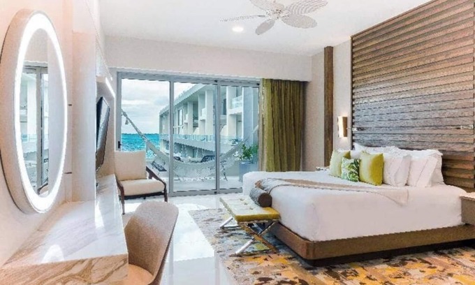 Playa Mujeres Maison | 2-Bd 3-Bth Suite + Kitchen at Garza Blanca Cancún - 5 Diamond Beachfront Resort