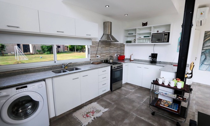 Roldan Maison | 2 belles maisons dans une propriété près de Rosario (jusqu'à 16 personnes)