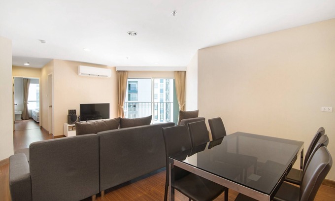Ratchadaphisek Appartement | Appartement 2 chambres / 2 salles de bain / plus grande piscine / WiFi