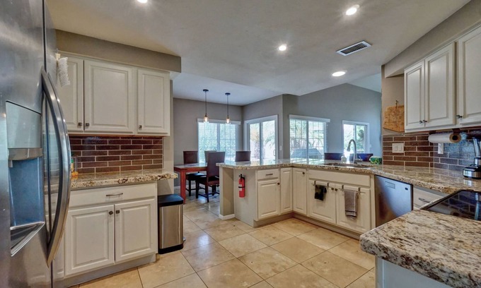 Ahwatukee Foothills Maison | 2-Bed 2-Bath w. Backyard Oasis
