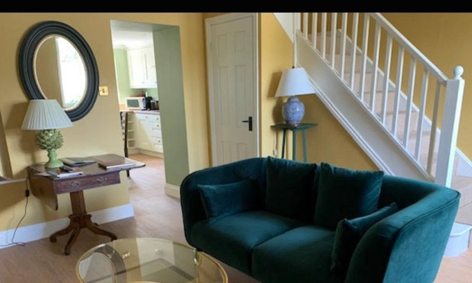 Barningham Cottage | RRC2-Cottage-Cottage-Salle de bain-Vue sur la cour