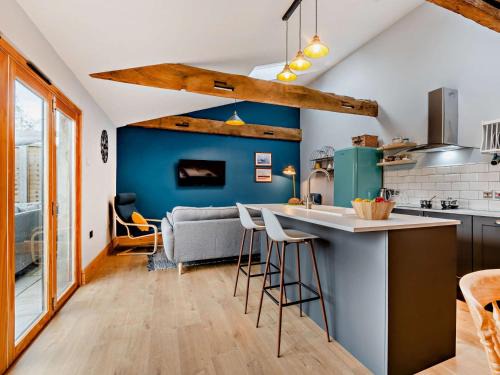 Axbridge Maison | 2 Bed in Cheddar 91358