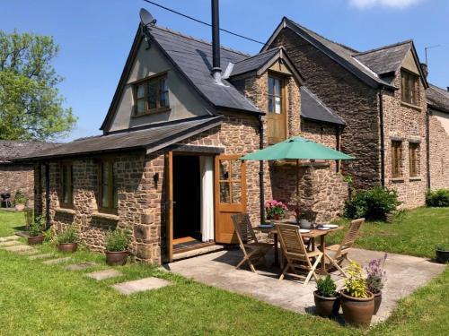 Chepstow Maison | 2 Bed in Chepstow 95046