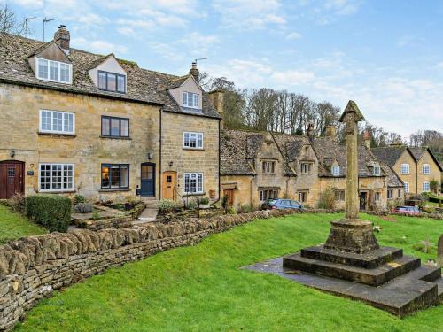 Snowshill Village Maison | 2 Bed in Snowshill 95825