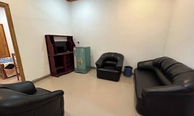 Nallur Maison | 2 Bed non AC house with free parking