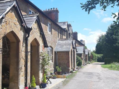 Ilminster Maison | 2 bed property in Ilminster Somerset 56523