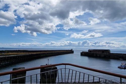 Kirkcaldy Appartement | 2 Bed-Sleeps 5-Parking-Sea View