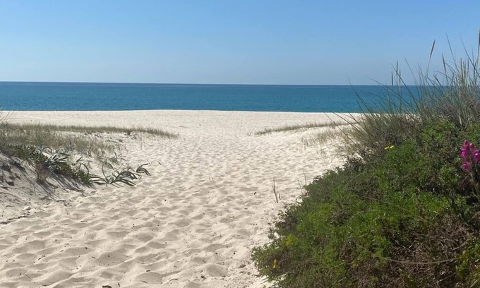 Comporta Copropriété | 2-bedr. apartment with private garden and terrace, condominium w/ pool