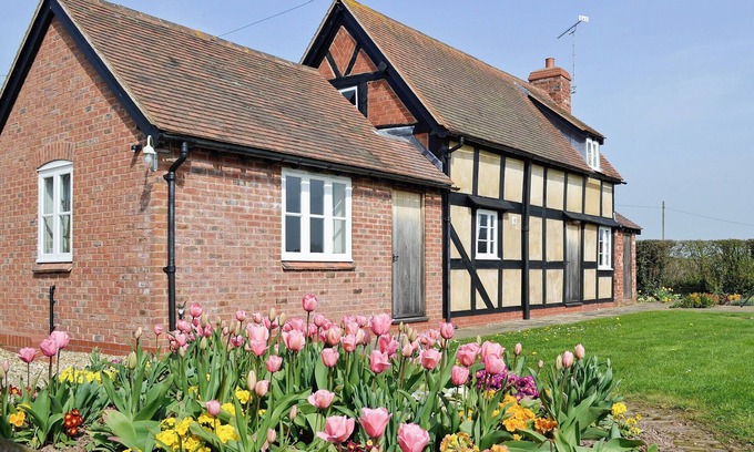 Tenbury Wells Cottage | 2 chambres hébergement à Rochford, Tenbury Wells