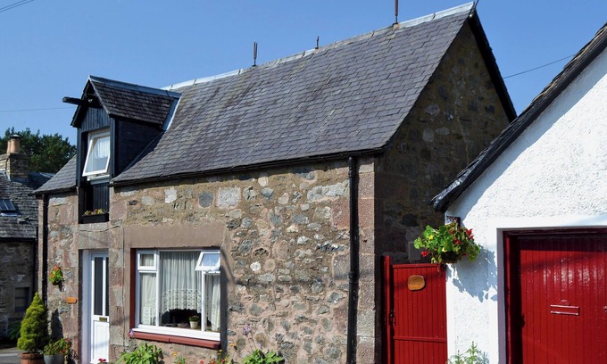 Blairgowrie Cottage | Hébergement 2 chambres à Kirkmichael, près de Pitlochry