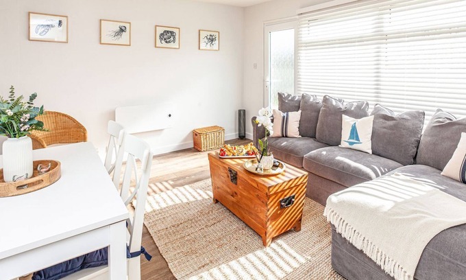 Dartmouth Cabine | 2 bedroom accommodation in Dartmouth