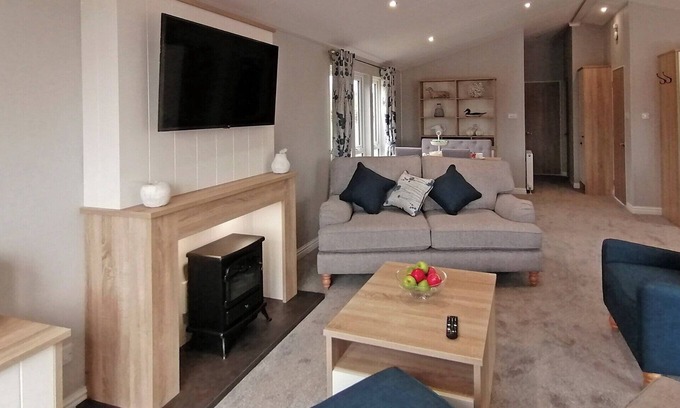 Pershore Cabine | 2 bedroom accommodation in Pershore, Nr Worcester