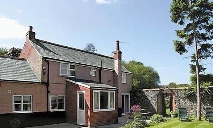 Fakenham Cottage | Hébergement 2 chambres à Bale, près de Holt