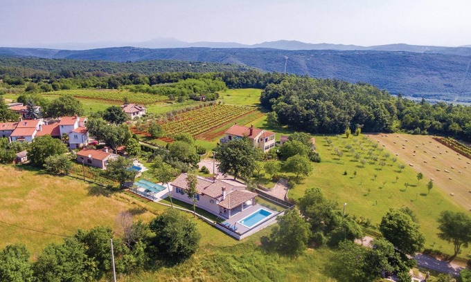 Melnica Maison | Superbe maison de 2 chambres à Barban